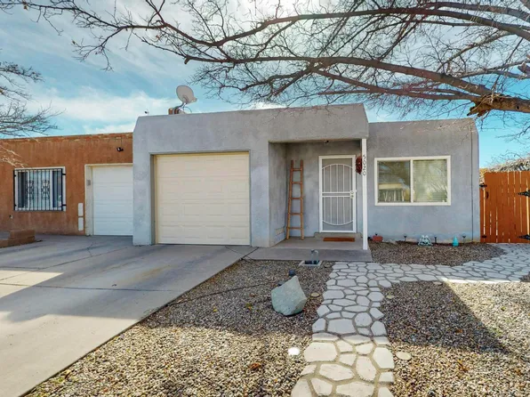 5020 Orion Ave NW, Albuquerque, NM 87120