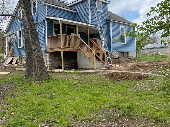 3rd image of 4201 Brooklyn Ave