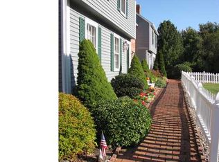 22 Esterly Farms Rd, Madison, CT 06443