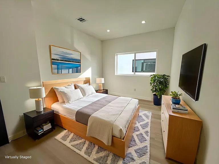 4900 Lennox Blvd #1 — Photo 13