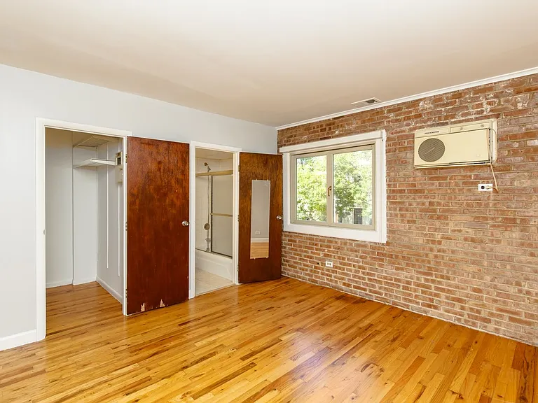 663 W Melrose Street — Photo 5