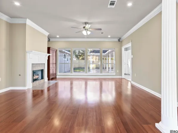 11080 Royal Ascot Ave, Baton Rouge, LA 70816