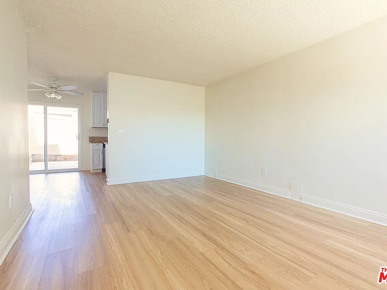 2320 Clark Ln #2 — Photo 4