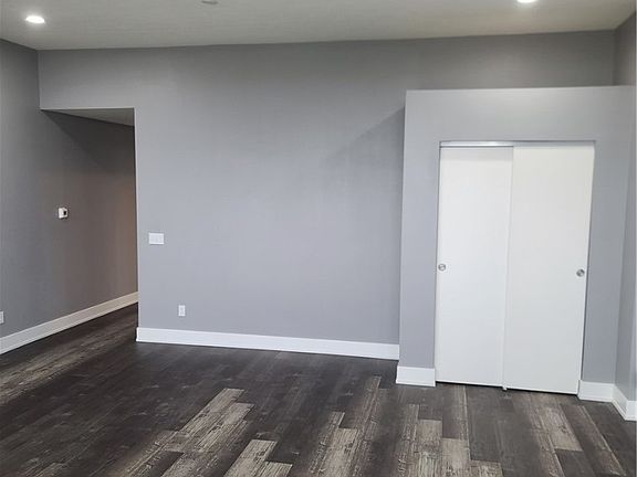 5th image of 3160 Valerie Arms Dr #4