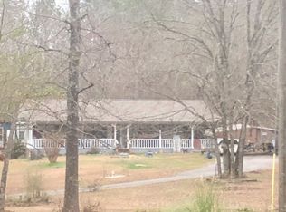 19 Homewood Cir, Eastaboga, AL 36260