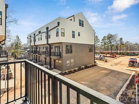 5th image of 6028 Old Pineville Rd #19