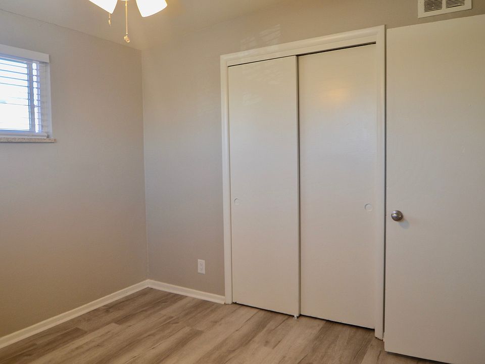 1st image of 5561 S Delaware St APT 4