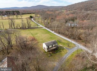 13050 Sagle Rd, Purcellville, VA 20132