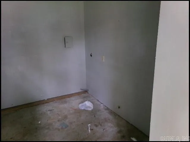905 Norma Ct — Photo 19
