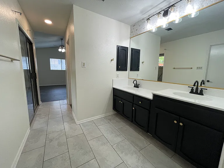 6158 Desert Trail St — Photo 14
