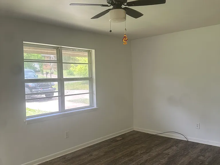 103 Leigh Ann Cir — Photo 7