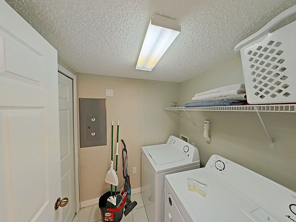 5th image of 8405 Blue Lagoon Dr