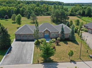 39 Deer Ridge Rd, Uxbridge, ON L0C 1A0