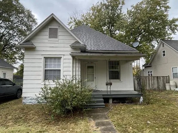 115 Park St, Parsons, KS 67357