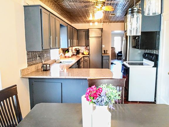 4th image of 207 S Maddox Ave