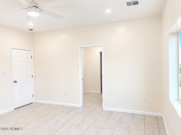 5th image of 443 E Crystal Avenue