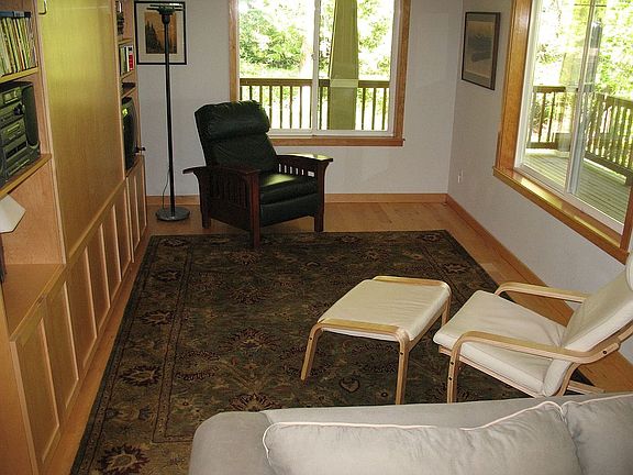 Library with Murphy bed