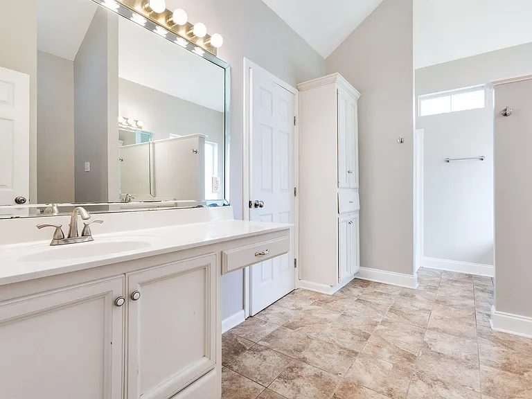 111 Songbird Ln — Photo 13