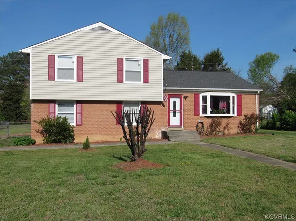 4200 W End Dr, Henrico, VA 23294