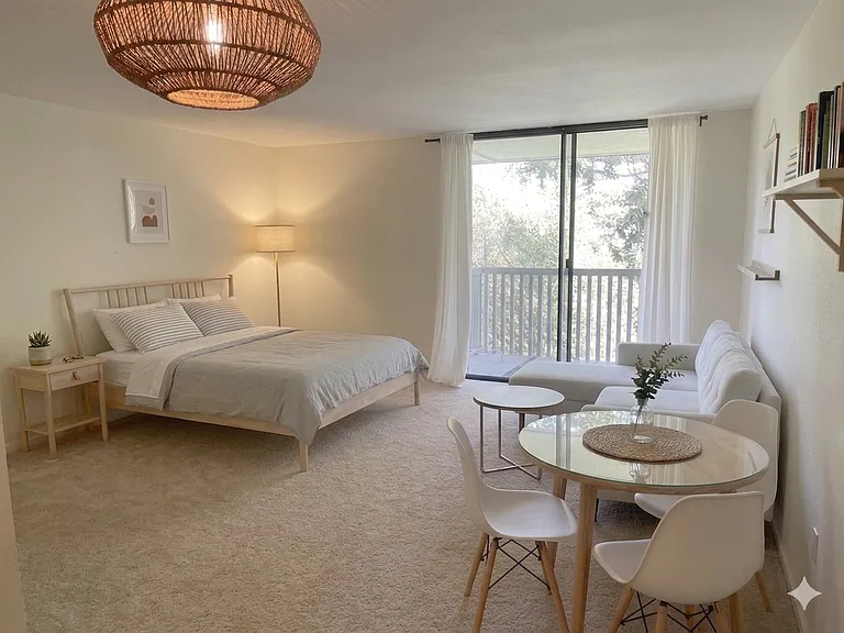 8311 Shelter Creek Ln — Photo 3