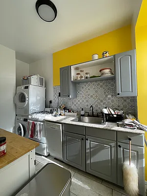 Rented by Compass | media 2