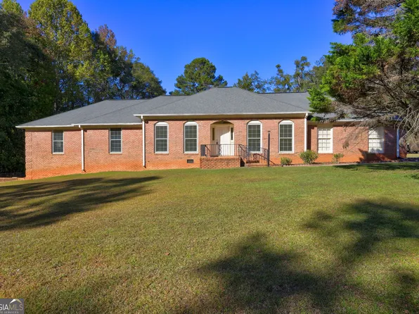 404 Governors Ln, Griffin, GA 30223
