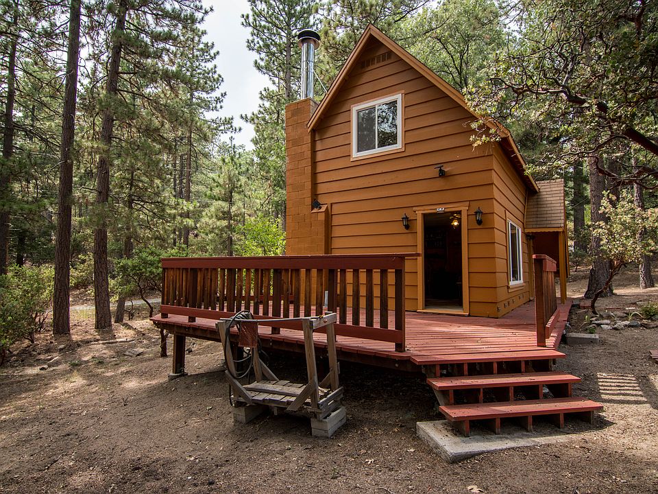 Exterior Front & Patio