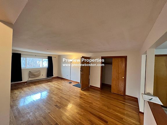 5th image of 150-4 Barham Ave
