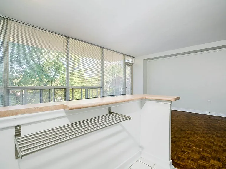 160 Balmoral Ave #1 — Photo 25