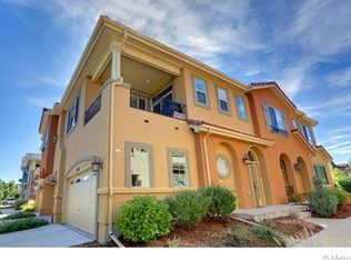 10129 Bluffmont Ln, Lone Tree, CO 80124