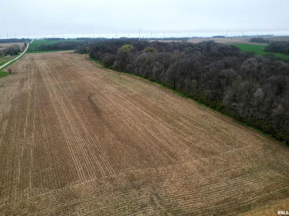 300 N Ave, Bradford, IL 61421