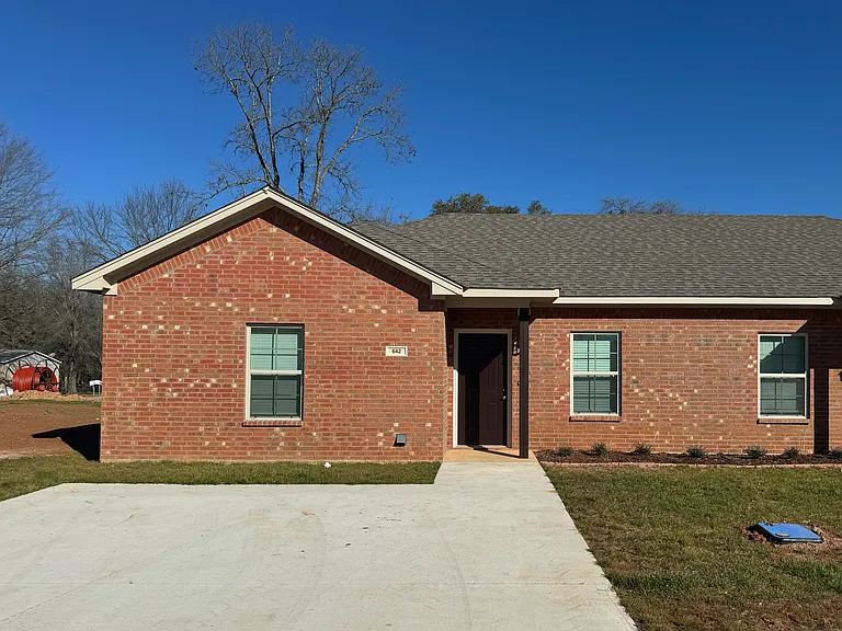 572 Ivy Ln — Photo 21