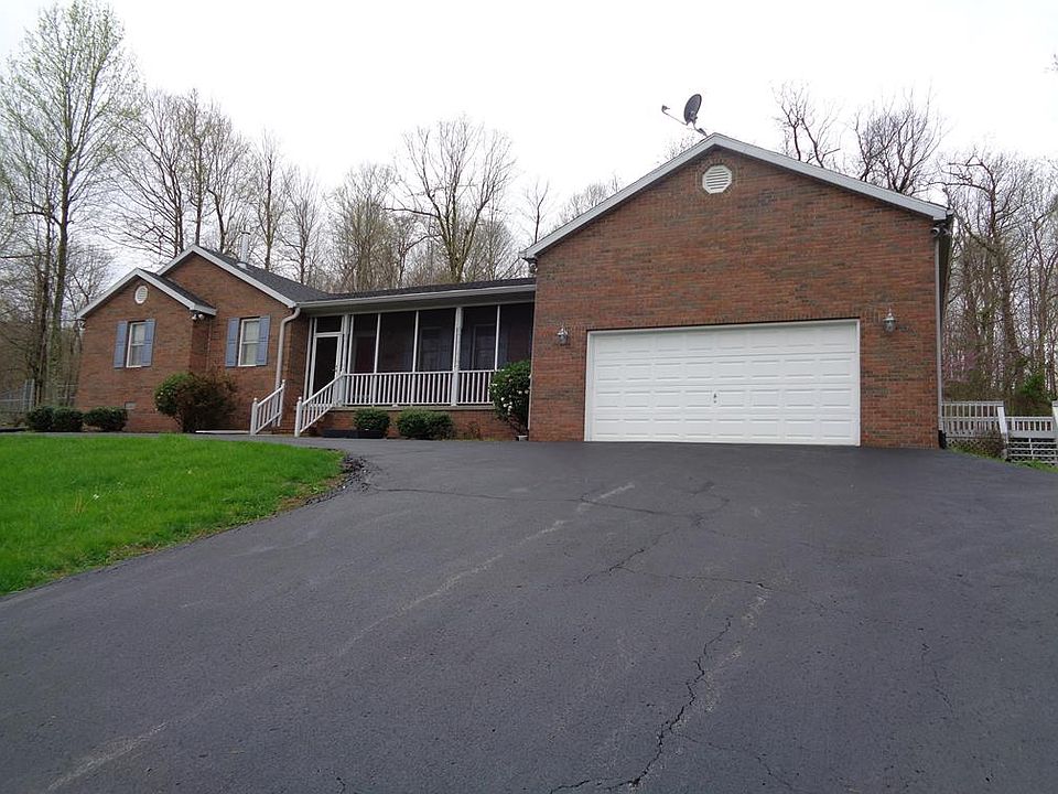 1st image of 400 Fern Creek Ln