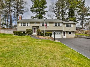 28 Maple Rd, Westford, MA 01886