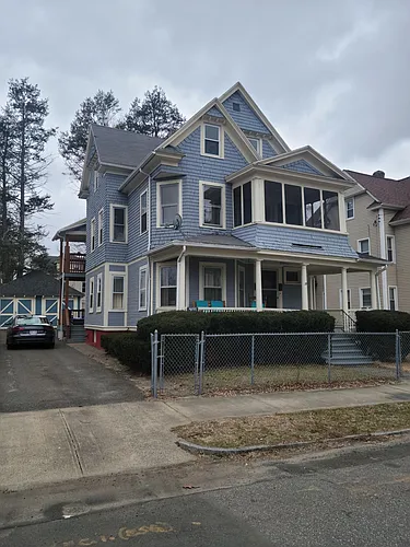 20 Lester St #2 Photo 1