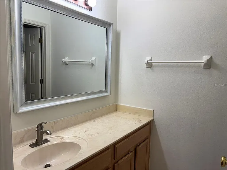 3429 Parkridge Cir #19-103 — Photo 21
