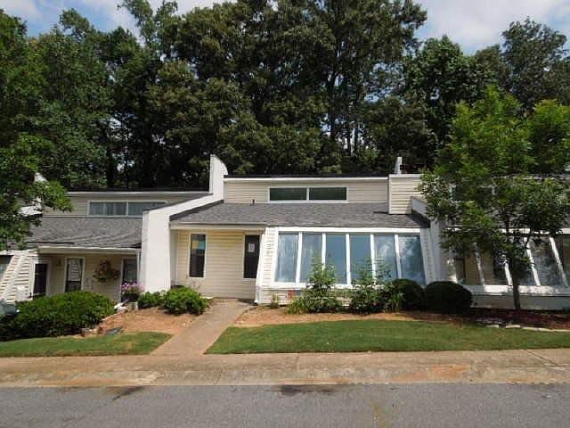 1st image of 222 Goshen Ln
