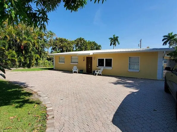 1285 Creech Rd, Naples, FL 34103