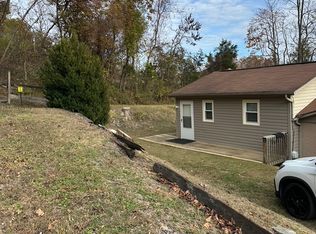 940 Jennelle Rd, Blacksburg, VA 24060