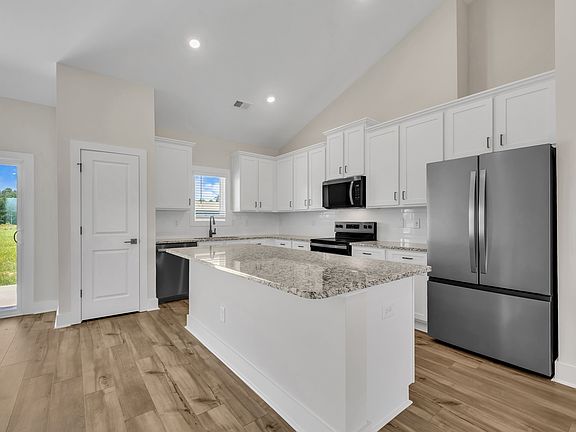 Spacious kitchen island