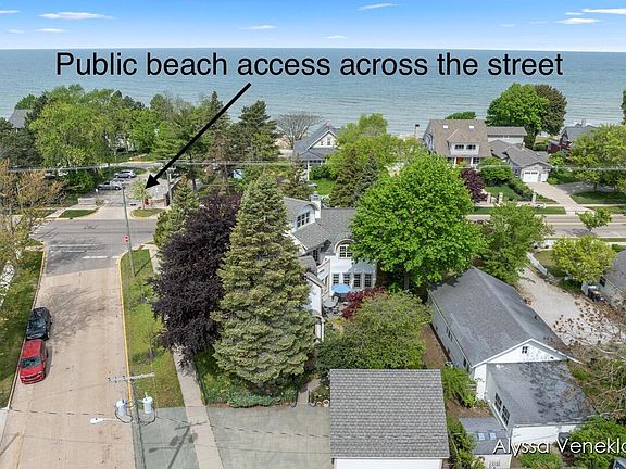 2nd image of 404 N Shore Dr