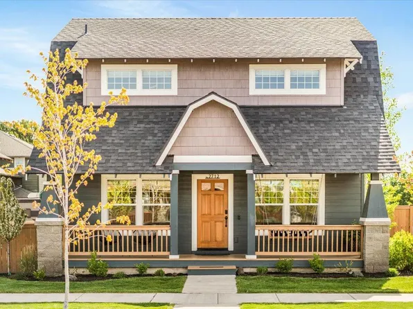 2712 NE Black Oak Pl, Bend, OR 97701