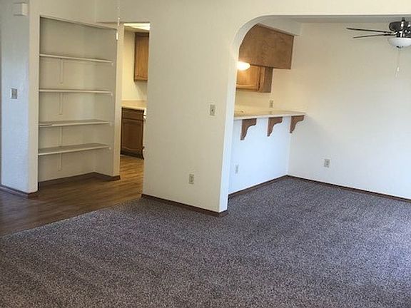 4th image of 5382 Valleyridge Dr APT 4