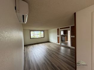 2126 & 2128 N 8th St, Springfield, OR 97477