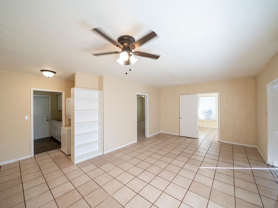 1st image of 531 NE 2nd Ave #531