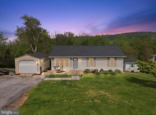 91 Granny Smith Rd, Linden, VA 22642