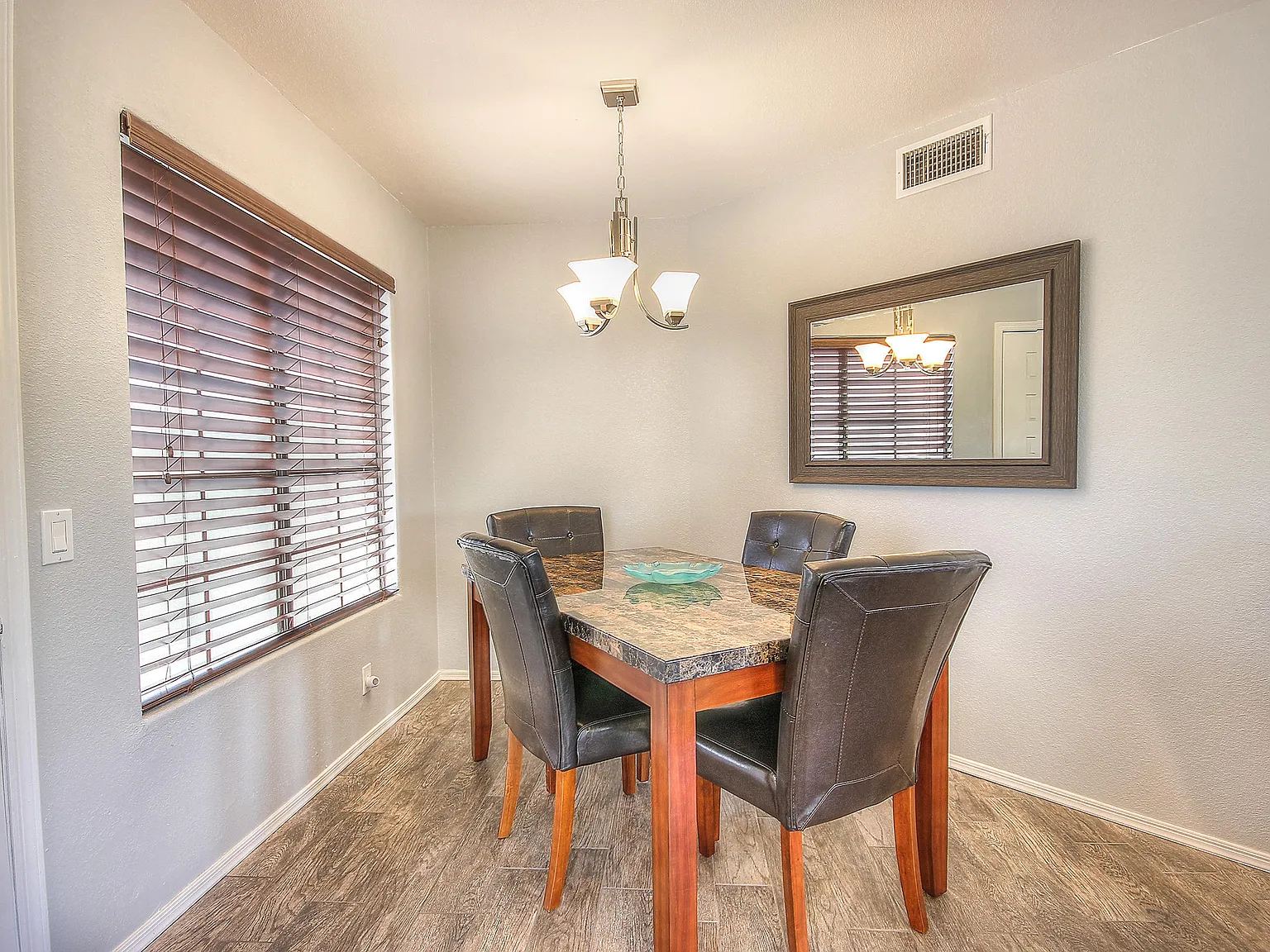 1 bed, 1.0 bath, 649 sqft, $2,300 — Photo 1