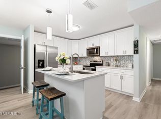 6204 Regiment Dr, Jacksonville, FL 32277