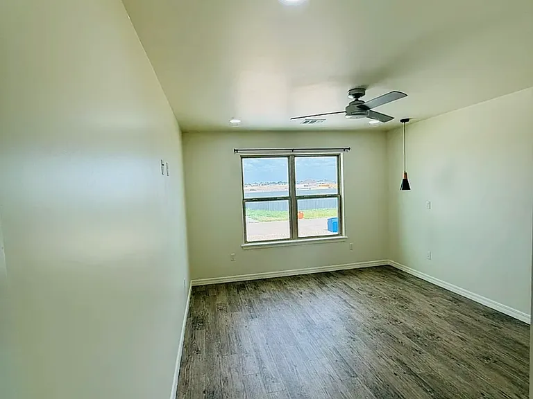 9177 Redbud Rd #2 — Photo 19