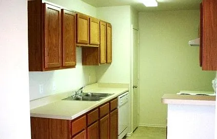 3 bed, 1189 sqft, $1,230 — Photo 3